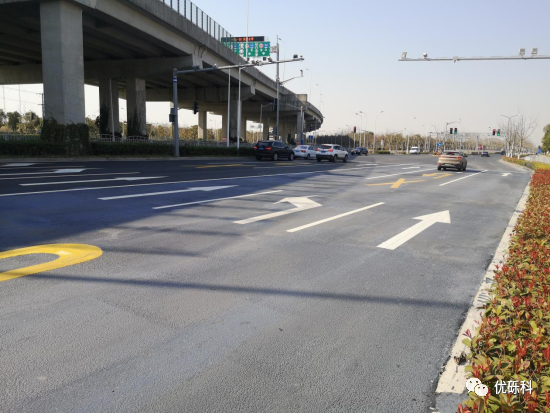 金山漕廊公路半柔性路面应用 现场图 6