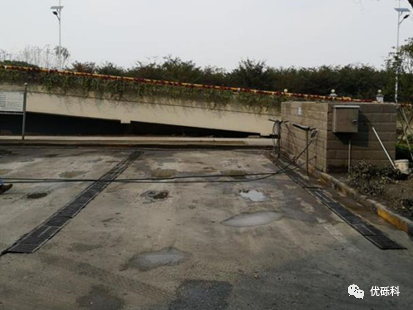 垃圾处理场重载无缝地坪 Heavy duty Jointless Flooring for Waste Management 现场图 2