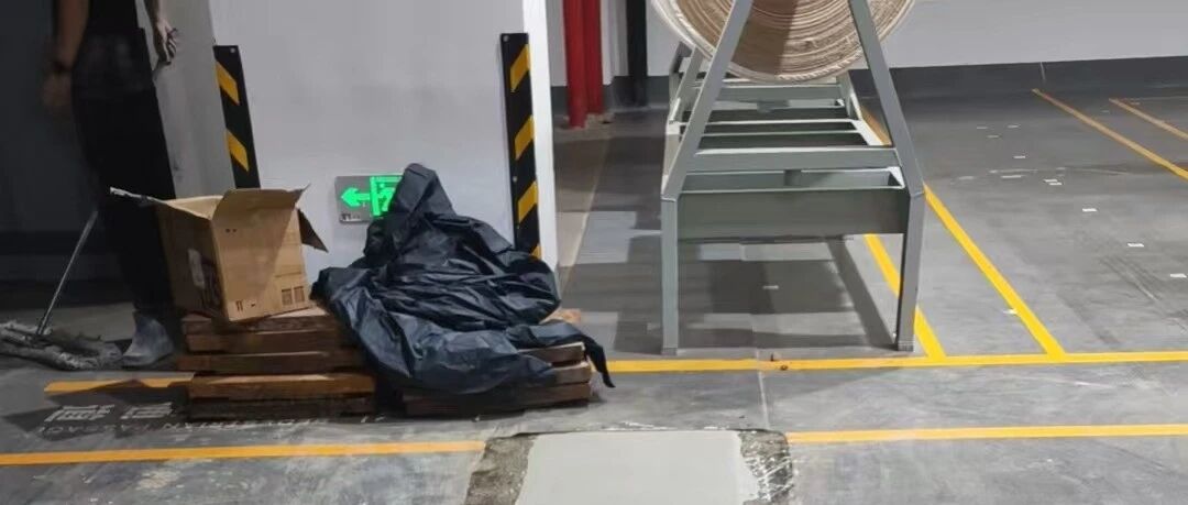告别地坪“钢铁补丁”:安驰静音伸缩缝,让AGV如履平地 工程实景